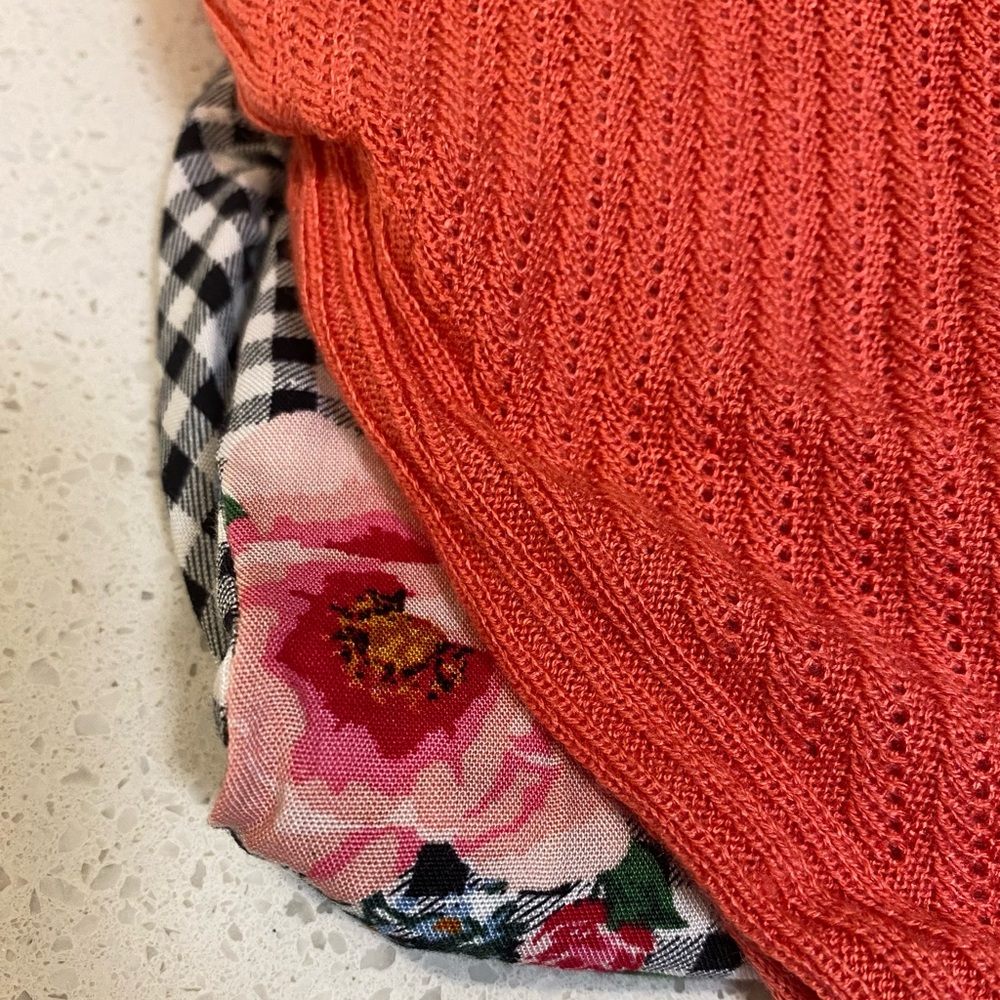 Women’s Liz Claiborne Cardigan - Picture 6 of 6